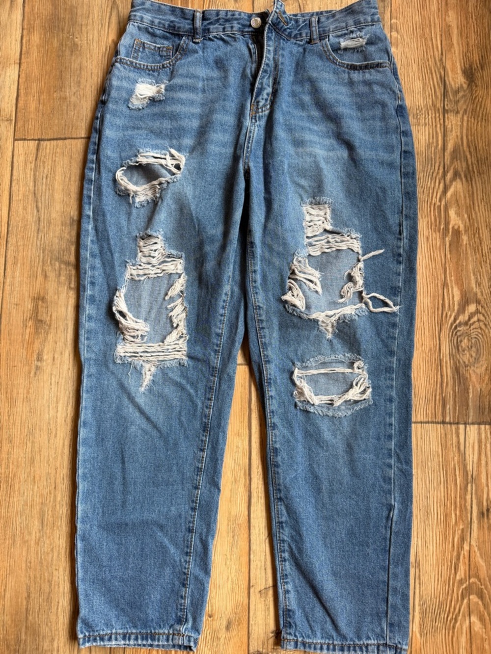 SHEIN Distressed Light Blue Straight Leg Jeans
